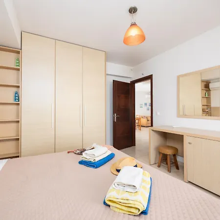 Blue Wave Tessera Villa