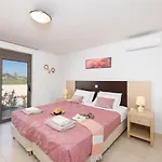 Villa Blue Wave Tessera