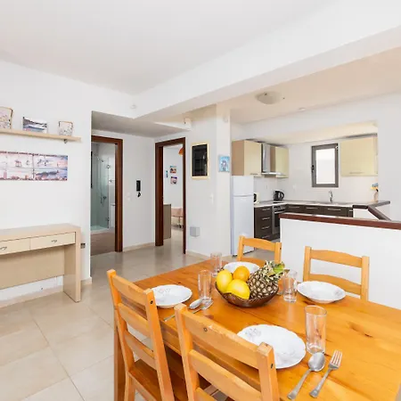 Villa Blue Wave Tessera Gennadi